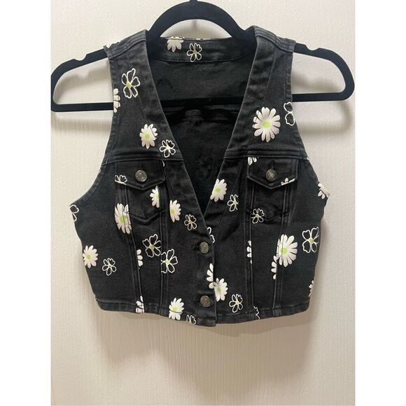 Forever 21 Daisy Print Denim Vest Black/Multi - Picture 2 of 4